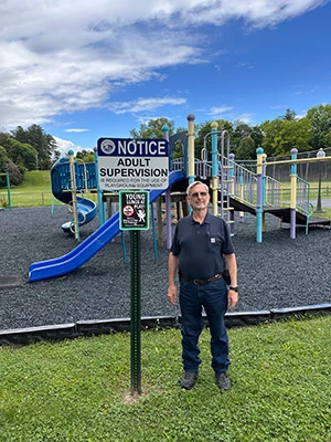 Tobacco-free parks signs in Valatie